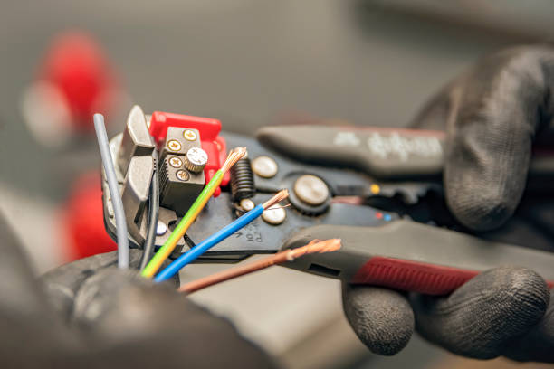 Best Best Electricians Near Me  in Kingston, TN